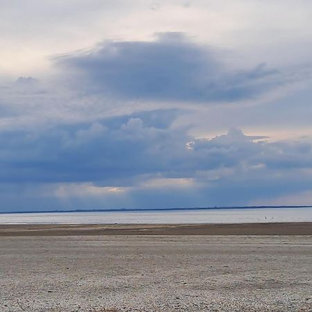Le Lac Cherrueix エクステリア 写真